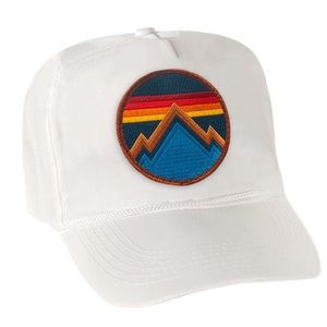 Aviator Nation // NWOT White All Seasons Trucker Hat